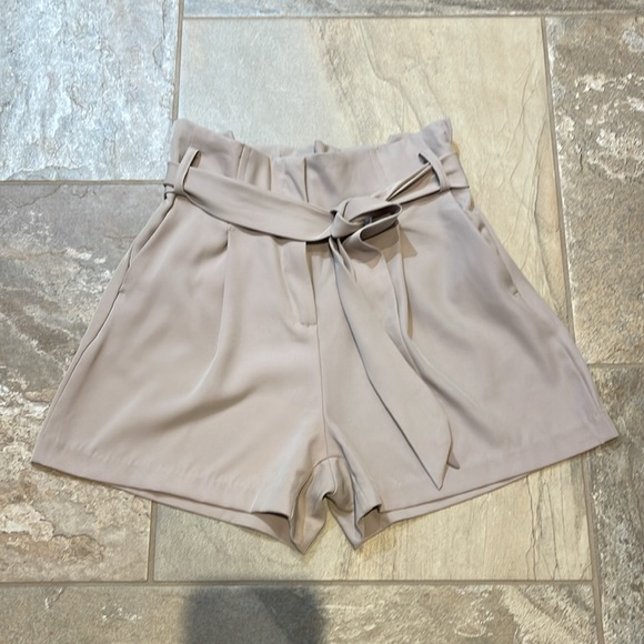 Dynamite Milanda Paperbag Shorts - Picture 7 of 11